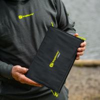RidgeMonkey Solárny panel Vault QC3.0 USB-A 21W Solar Panel (4)