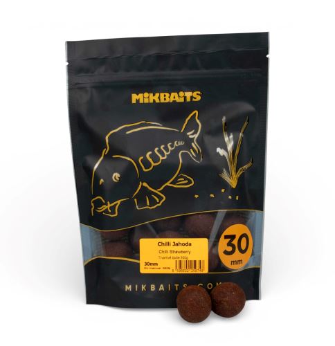 Mikbaits Boilies Chilli Chips Chilli Jahoda 300g